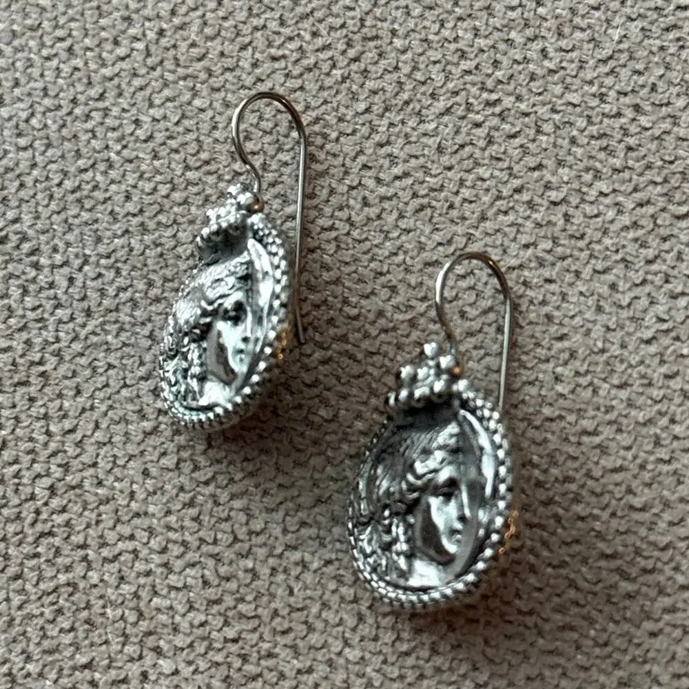 VINTAGE Maeve Carr Nee York Art Nouveau Greek Portrait Silver Tone Earrings